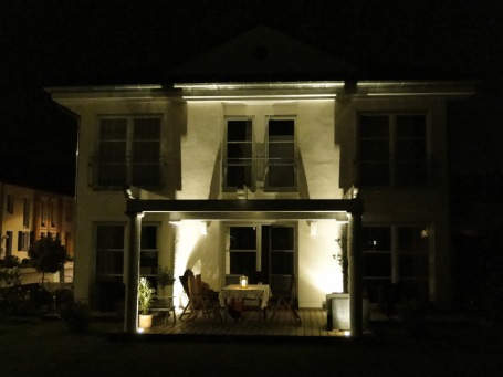 Terrasse der Jakobsresidenz bei Nacht